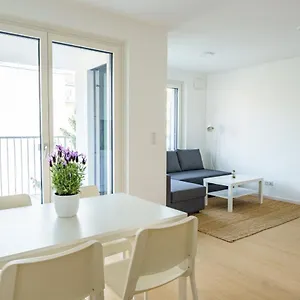 Living - Breitenseer Straße Apartment Wien